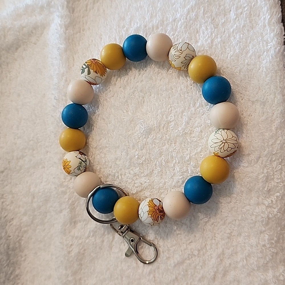 Silicone bead keychain